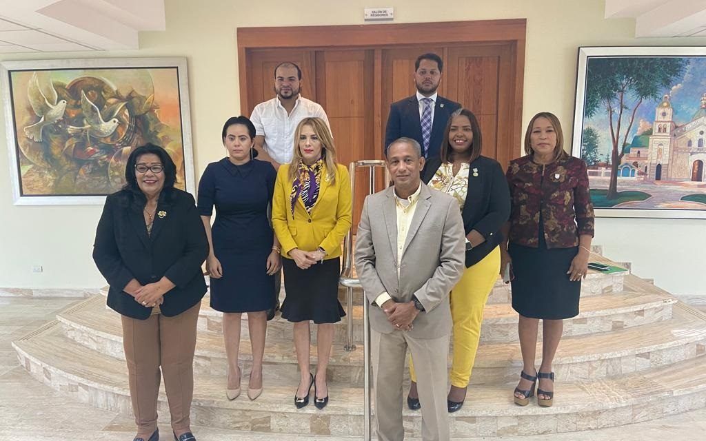 Regidores del PLD dice transferencia pretende hacer ASDE de RD$300 millones es ilegal