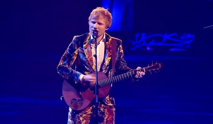 Ed Sheeran y BTS arrasan en los MTV EMAs 2021 y Aitana se corona mejor artista española