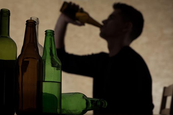 La ingesta de alcohol a temprana edad pone al país entre los de mayor consumo en América
