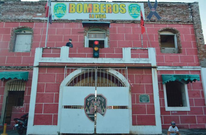 Los bomberos veganos: un trabajo digno y poco remunerado