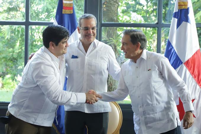 Haiti, defensa de la democracia e integración económica: Los temas de la Alianza para el Desarrollo en Democracia