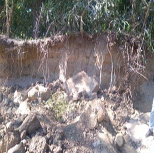Policía investiga caso de persona que falleció en un derrumbe de arena en Nigua