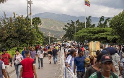 Cáritas advierte sigue los motivos para la migración en Venezuela