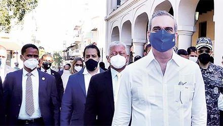Abinader cambia su activa agenda por el asueto navideño