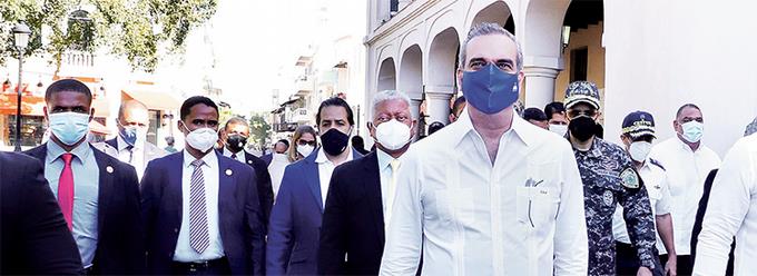 Abinader cambia su activa agenda por el asueto navideño