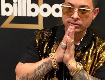 Chucho Flash regresa para enamorar con el tema “Yo no sé” junto a Flex
