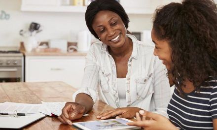 Crianza positiva: espacios de conexión con los nativos digitales