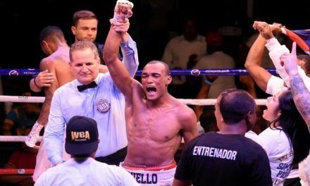 La “Avispa” Puello boxeó, picó y encantó en Minneapolis