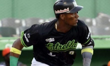 Las Estrellas derrotan 4-2 a las Aguilas en choque que se extendió a 12 entradas