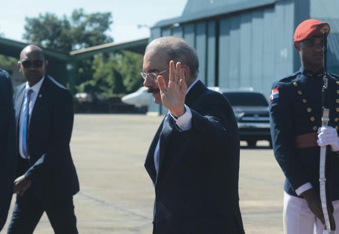 Los íntimos de Danilo Medina, acusados de corrupción