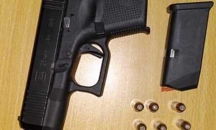 Policía de Bani ocupa arma de fuego sin documentos