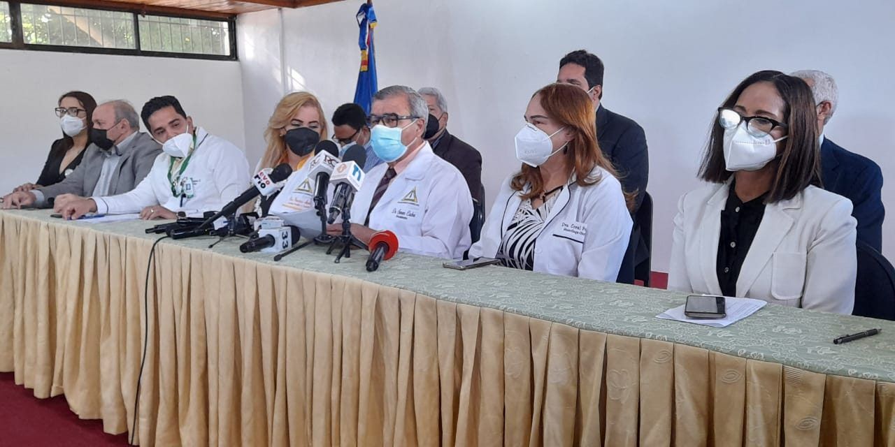 Colegio Médico: RD está en estado de emergencia nacional por contagios de Covid-19