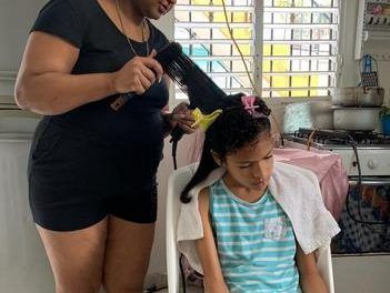 Crecer en un hogar con tanta violencia me adelantó la adultez”