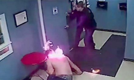 Nueva York investiga muerte de un hombre que ardió al ser alcanzado por táser