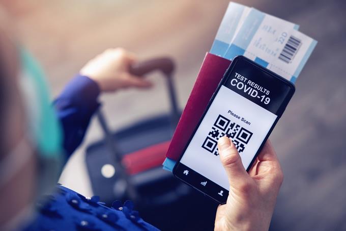 Si tu meta es viajar, ¿cómo hacerlo en tiempos de ómicron?
