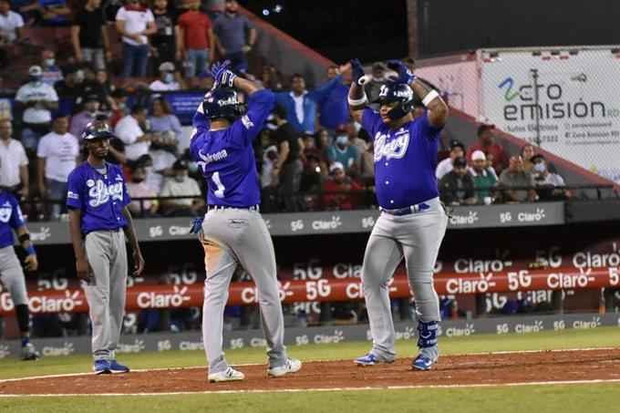 Yermín decide el triunfo del Licey con jonrón en el noveno