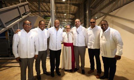 Viceministro de la Presidencia Alberto Rodríguez valora inversión de Robinson Canó