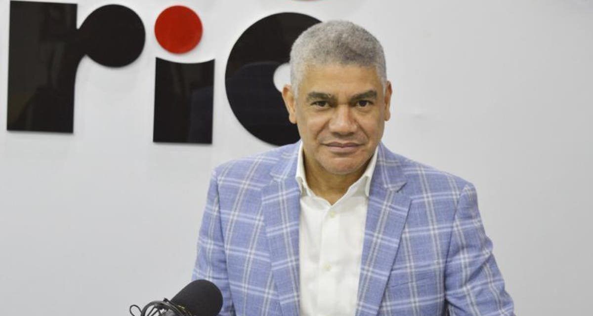 Periodista Holi Matos califica de “irresponsable” cúpula PLD por pedir al Gobierno que baje combustibles