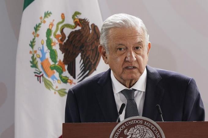 SIP pide a presidente mexicano dejar de atacar a periodistas