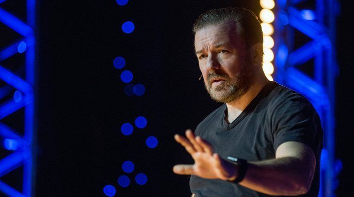 Ricky Gervais se defiende de las críticas por sus chistes antitrans en su nuevo especial para Netflix