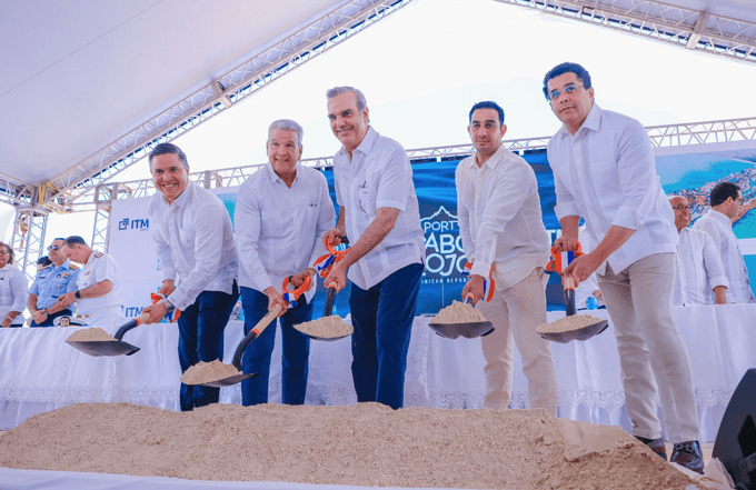 Arranca la construcción del Puerto Cabo Rojo