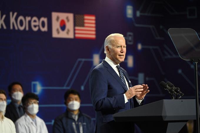 Biden: Cuándo nos plantaremos ante el «lobby» de las armas