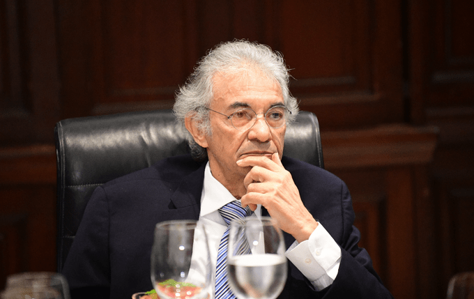 Conocidas clínicas cierran por quiebra