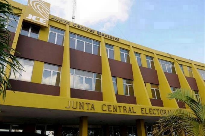 Las sanciones que podría imponer la JCE por infracciones electorales