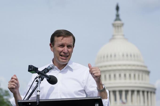 Senado de Estados Unidos llega a acuerdo sobre tenencia de armas