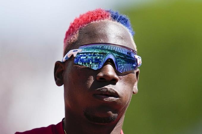 Por lesión de Feliz, Dominicana se retira de los 4×400 en el Mundial de Atletismo