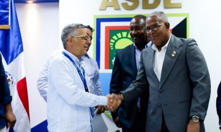 Ayuntamiento SDE y CODIA anuncian sorteo de aceras y contenes