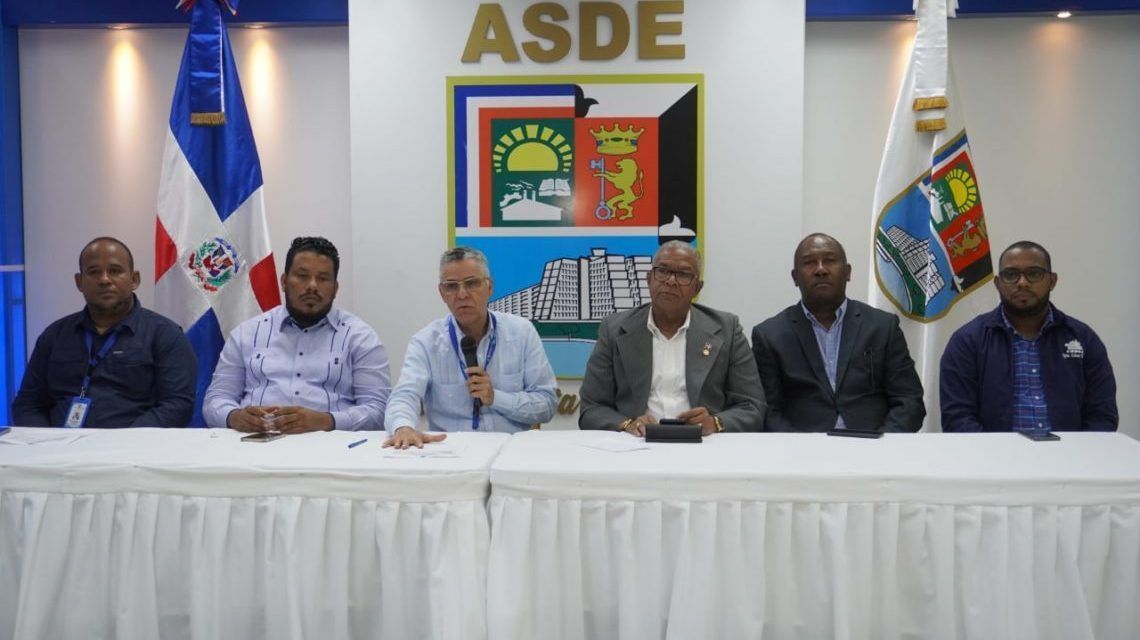 Ayuntamiento Santo Domingo Este y CODIA anuncian sorteo de aceras y contenes