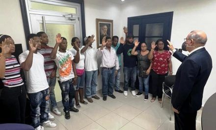 Danilo Medina juramenta nuevos dirigentes del PLD en El Seibo