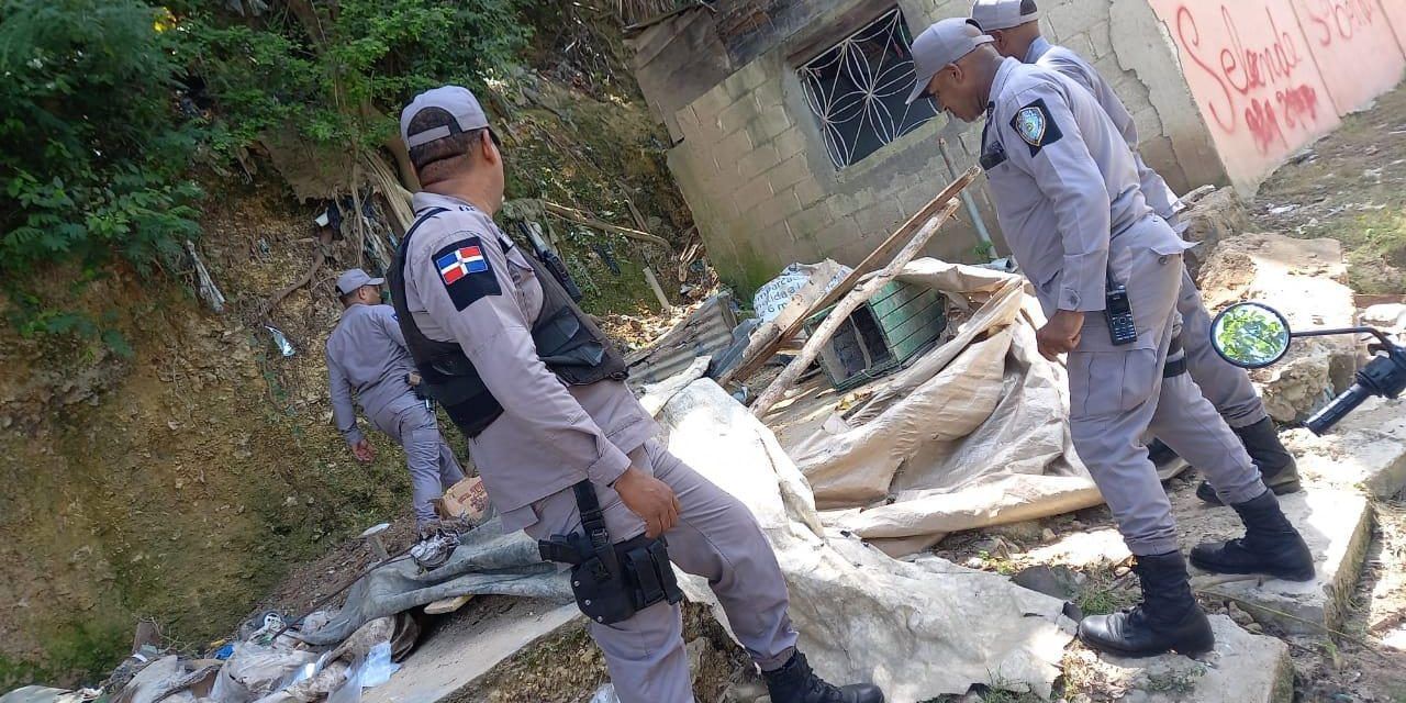 Policía de Haina realizó operativo frustrando venta de drogas