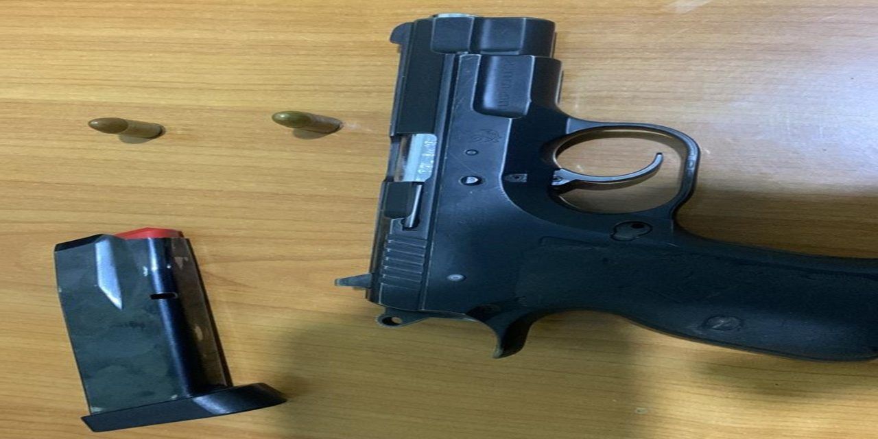 Arma de fuego (pistola) recibida desde la Policía Preventiva para que sea disparada en la policía científica