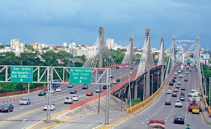 Cierre parcial de puente Duarte por reparación