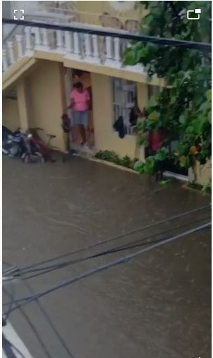 También Lavapiés, San Cristóbal, se inunda cuando caen cuatro gotas de agua