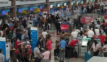 AILA: retrasos en más del 50% de los vuelos en julio