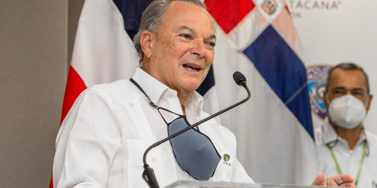 Rainieri atribuye rescate definitivo del turismo a unión pública-privada