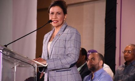Margarita Cedeño afirma que el comercio está al borde de la parálisis en RD