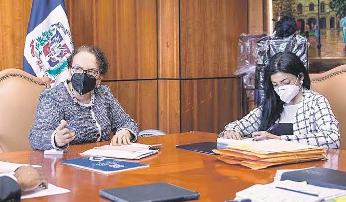 Yeni Berenice pide mantener reserva en la investigación a Donald Guerrero