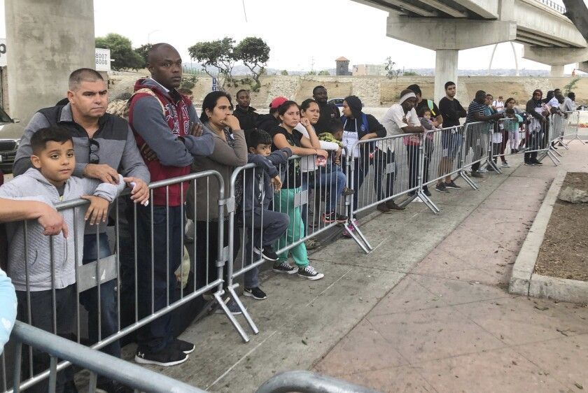 ¿Está bajando la migración? ¡Qué mentira!