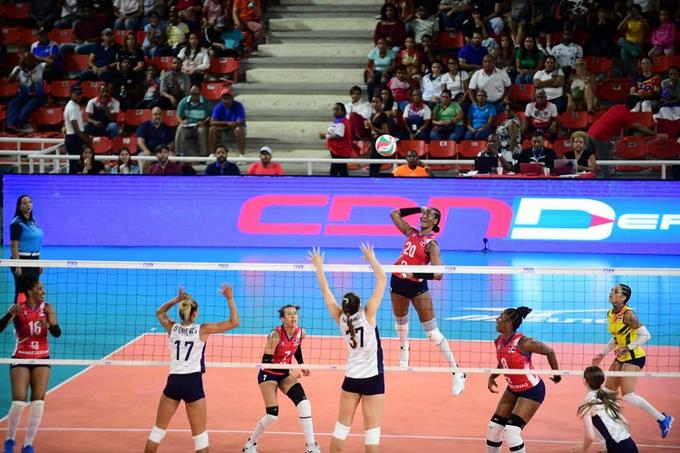 Reinas se ponen en 5-0 en el Final Six, se imponen a Estados Unidos
