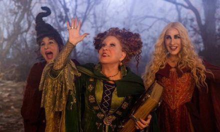 ‘El retorno de las brujas’: El elenco asegura que el guión original de la película era mucho más aterrador