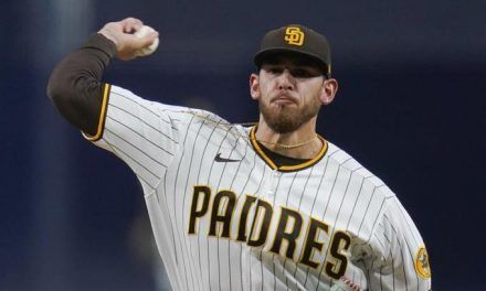 Padres blanquean 6-0 a los Mets y avanzan a serie divisional