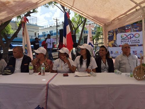 Ayuntamiento de Boca Chica deja inaugurada su Expo Feria Artesanal y Gastronómica