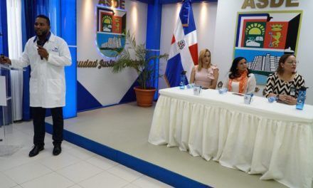 Ayuntamiento SDE desarrolla actividades de sensibilización contra cáncer de mama