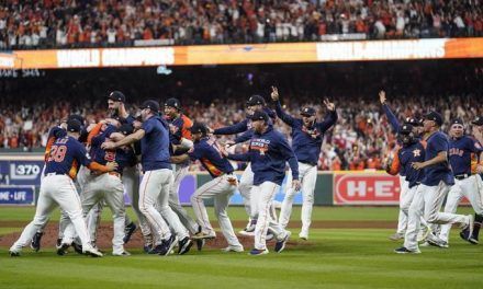 Los Astros de Houston se proclaman campeones de la Serie Mundial tras vencer 4-1 a los Filis
