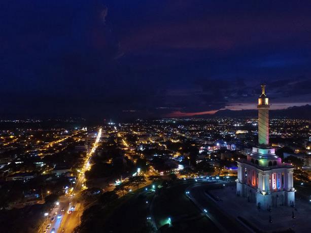 Santiago, el «destino estrella» de República Dominicana en feria turística en Colombia