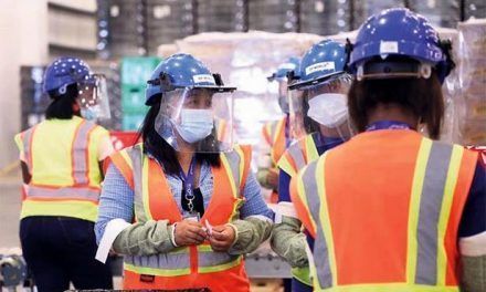 Presidente destaca «inversiones históricas» de RD$77,000 millones en la industria nacional.
